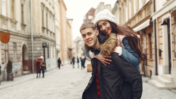 Avodate: A Cyber-Dating Site for Those Looking to Marry